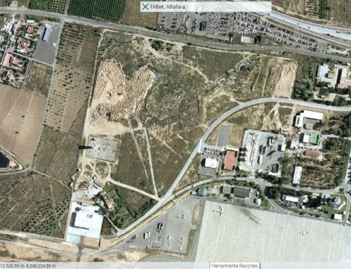 ASAJA y UEPAL denuncian la proliferación de “huertos de coches” en el entorno del aeropuerto Alicante-Elche